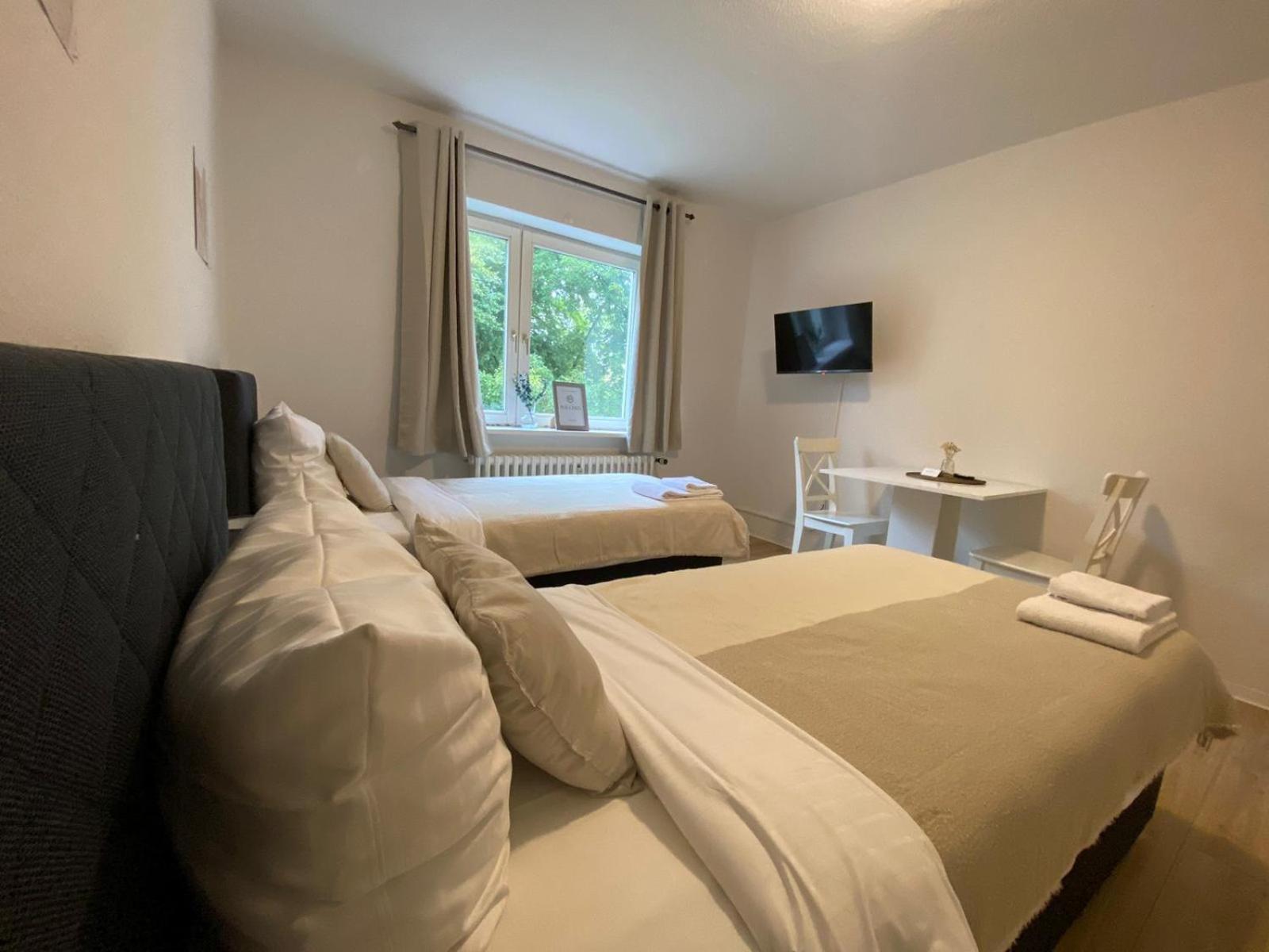 Neumünster Zentrale 3-Zimmer Wohnung Mit Balkon - Perfekt Fuer Monteure Und Familien מראה חיצוני תמונה