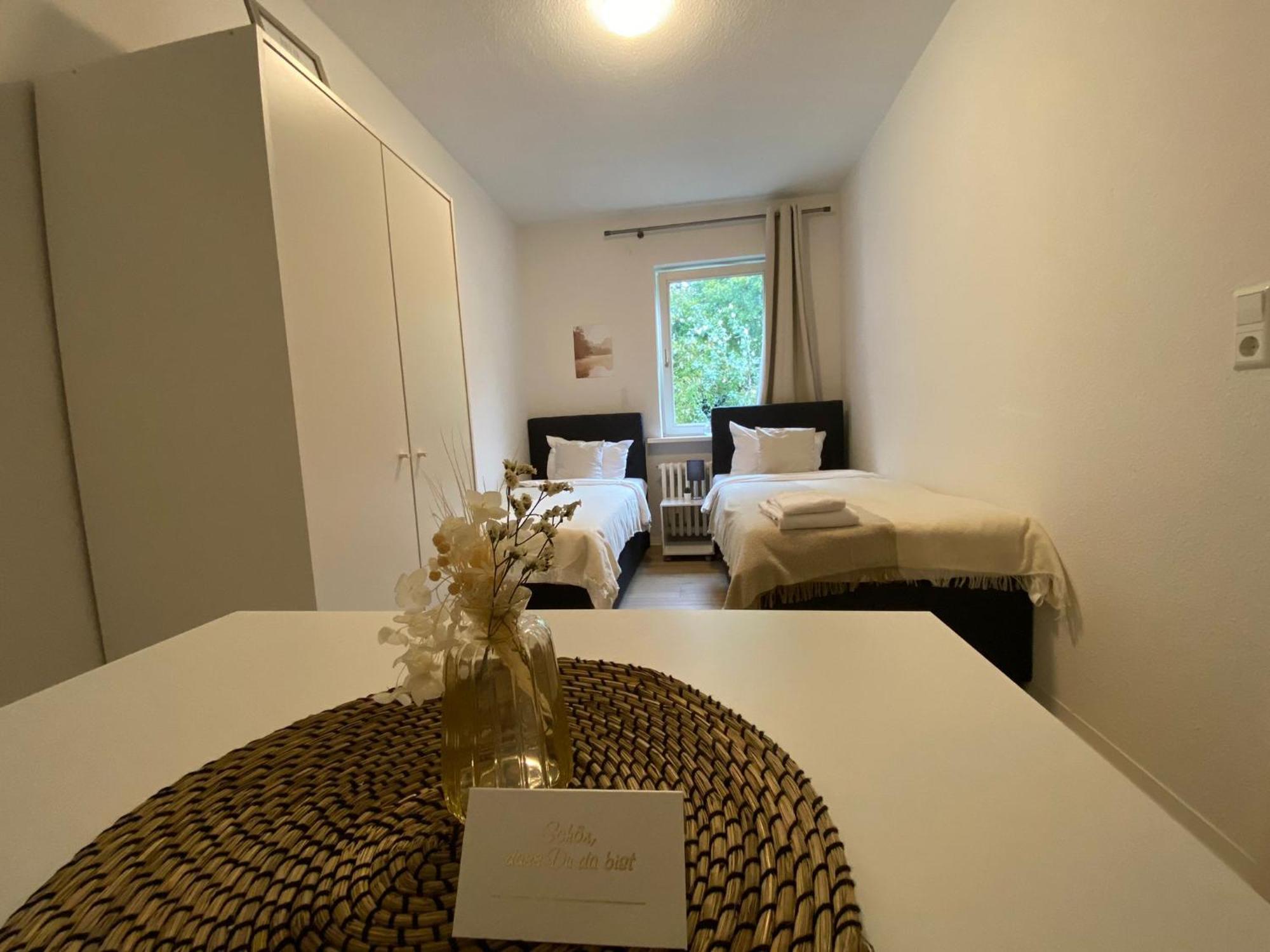 Neumünster Zentrale 3-Zimmer Wohnung Mit Balkon - Perfekt Fuer Monteure Und Familien מראה חיצוני תמונה