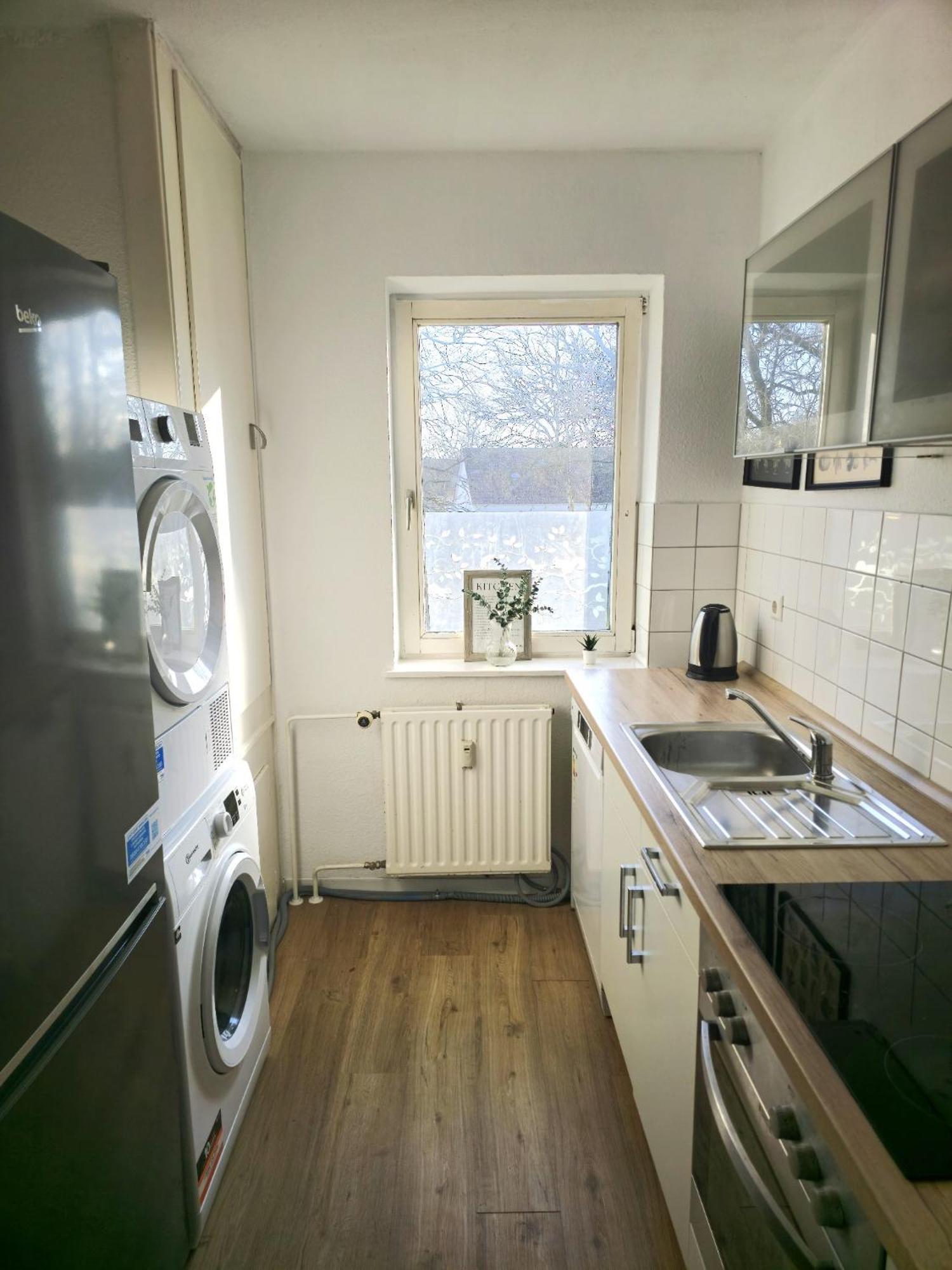 Neumünster Zentrale 3-Zimmer Wohnung Mit Balkon - Perfekt Fuer Monteure Und Familien מראה חיצוני תמונה